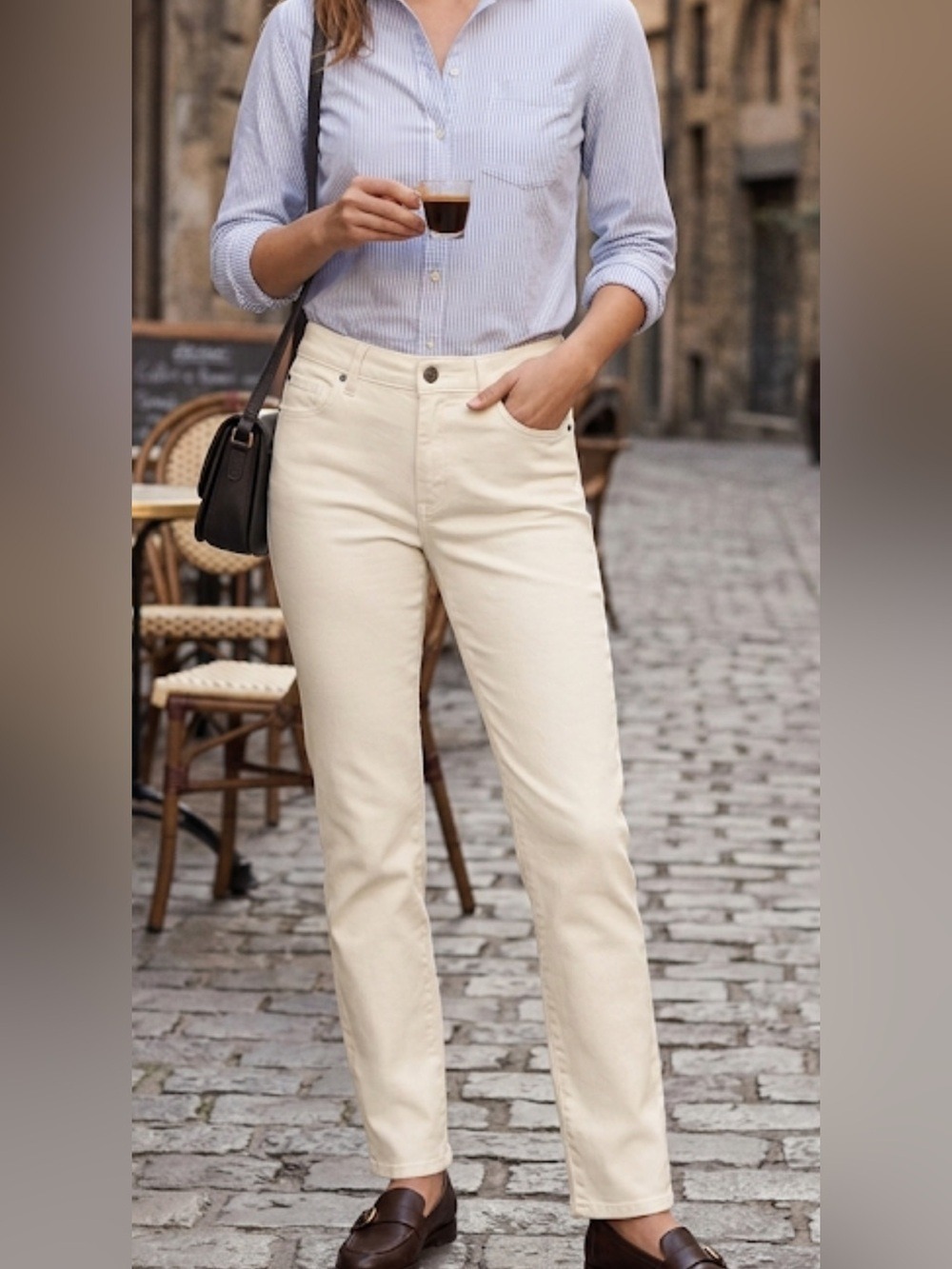 Relentless High Rise White Straight Leg Jeans Size 30
